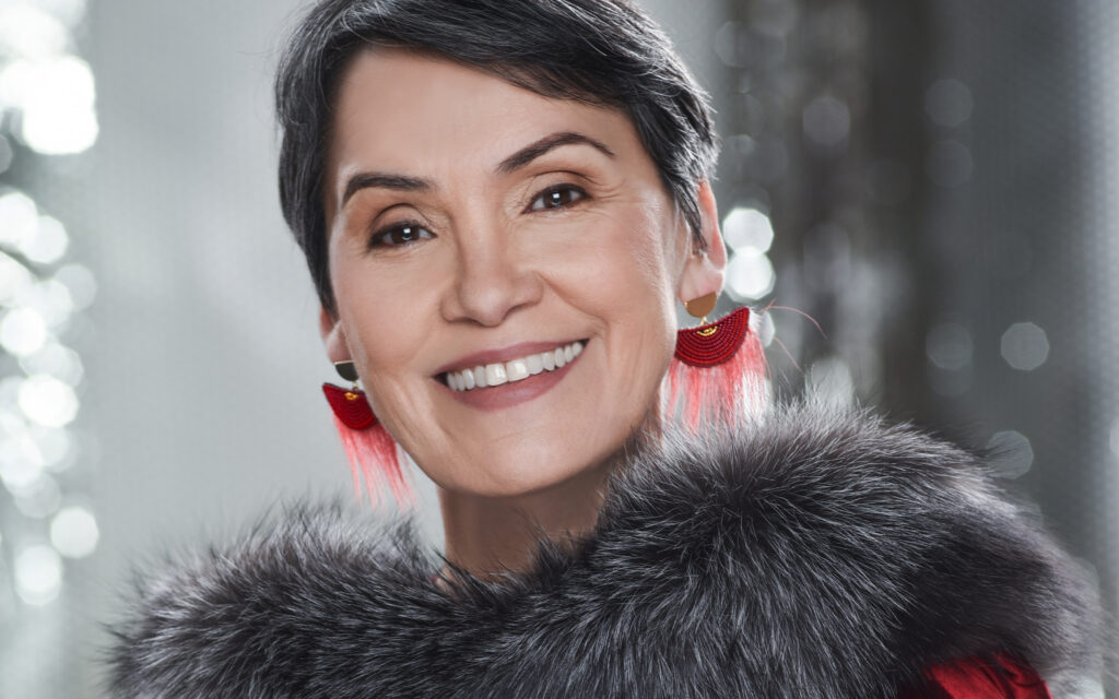 A Beautiful Christmas promo with Susan Aglukkark.